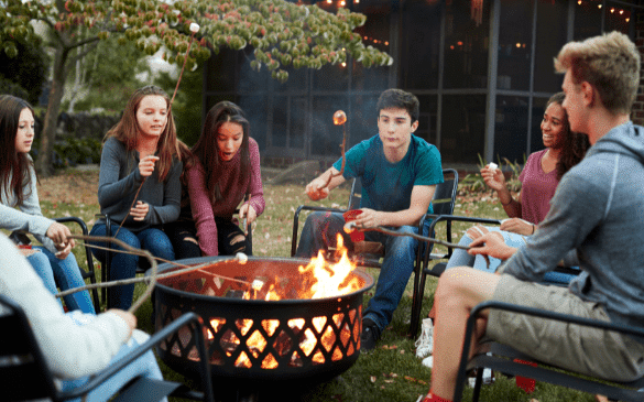 10 Reasons to Get an Outdoor Fire Pit