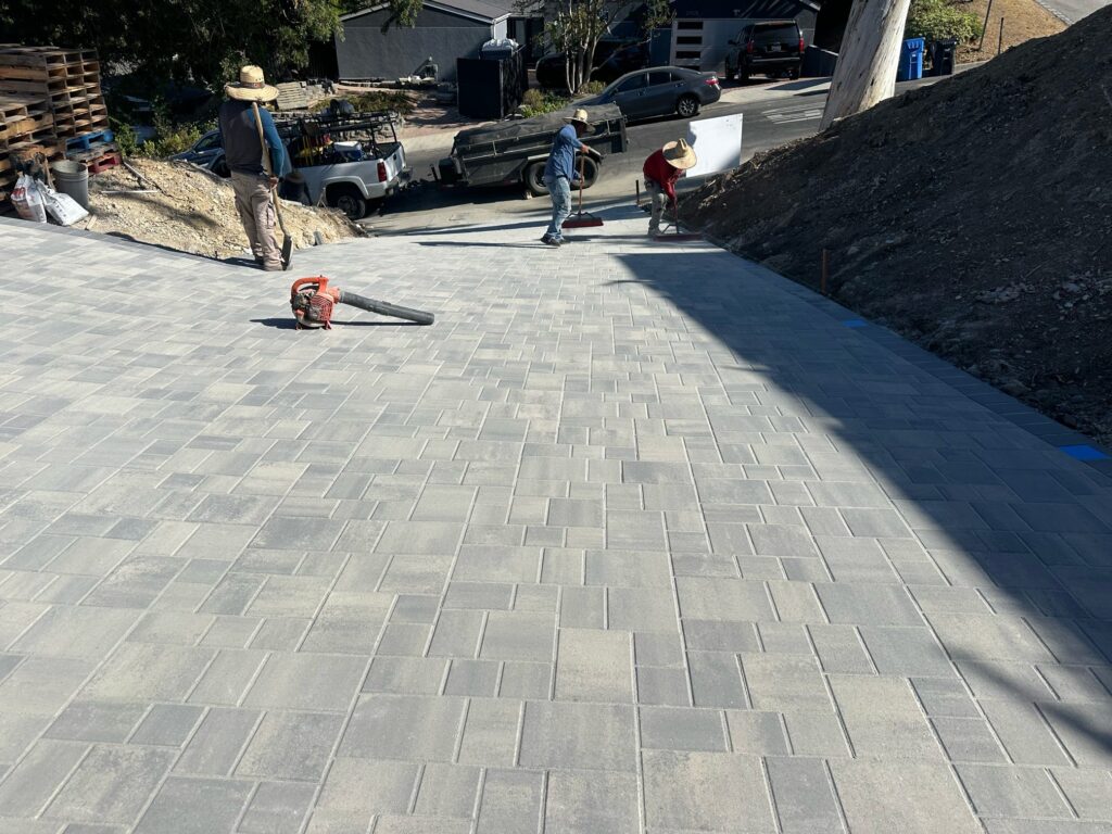 Paver driveway contractor in California