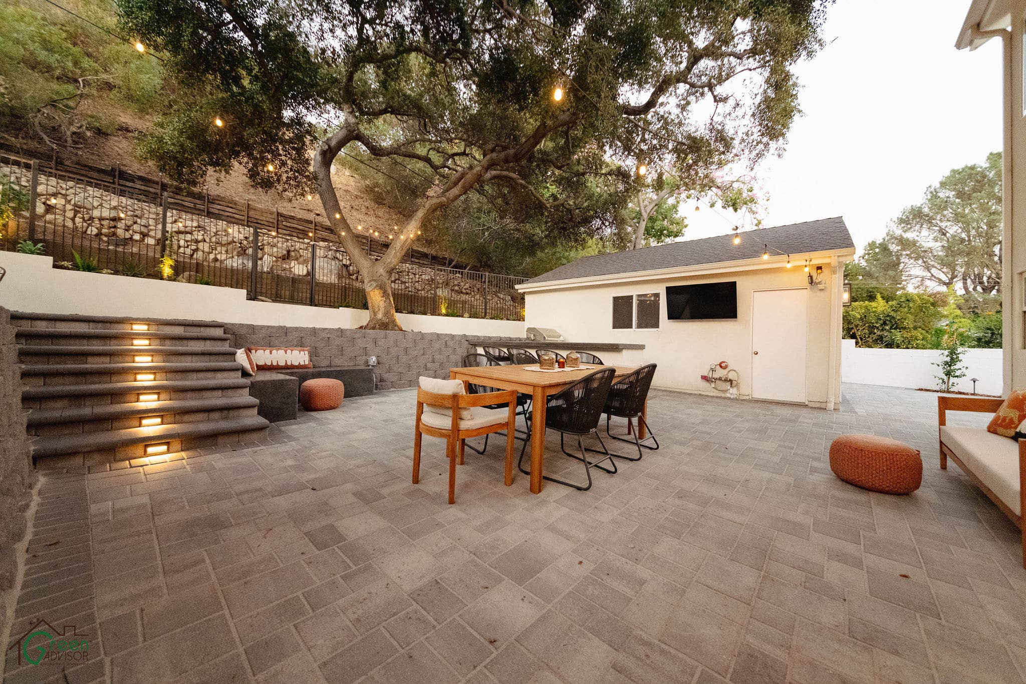 Backyard remodeling in Los Angeles featuring professionally installed pavers and outdoor living spaces
